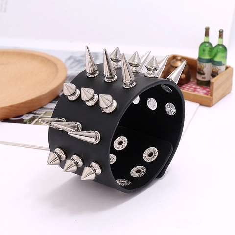 Punk Breit Leder Armband Für Herren Damen Silber Stachel Nieten Rock Gothic Verstellbar PU Leder Handgelenkband Party Schmuck