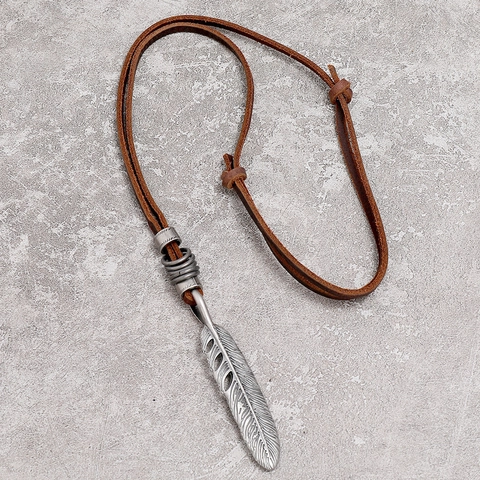 Retro Piuma Pendente Collana Marrone Pelle di Vacca Corda Regolabile Boemo Punk Collana Lunga Per Uomo Donna Gioielli