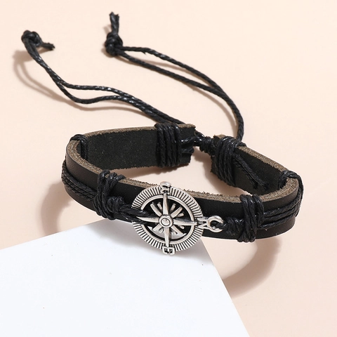 Vintage Men's Black Cattle Leather Braided Compass Bracelet Adjustable Alloy Compass Pendant Handwoven Punk Jewelry