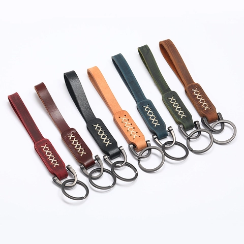 Minimalistische Handgestikte Rundleren Sleutelhanger Vintage Retro Auto Sleutelring Legering Gesp Mode Accessoire Cadeau