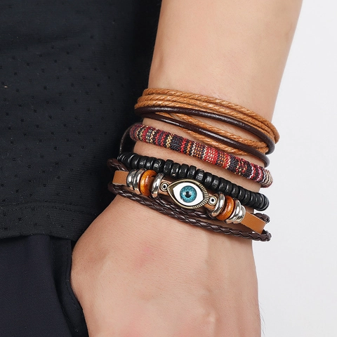 Set di Braccialetti Multistrato in Pelle Boemia Vintage Intrecciato Pelle di Vacca Occhio del Diavolo Perline di Legno