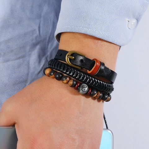 Set di 3 Bracciali in Pelle Intrecciata a Mano da Uomo Retrò con Perline in Legno Yin Yang Fibbia in Lega Gioielli Punk