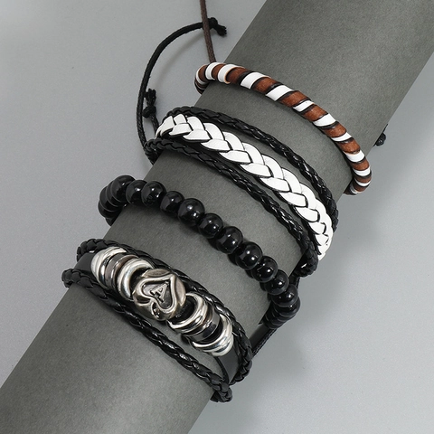Herren Mehrschichtiges Geflochtenes Kunstleder Armband Set Vintage Punk Pik-Ass Legierung Holzperlen Verstellbarer Schmuck