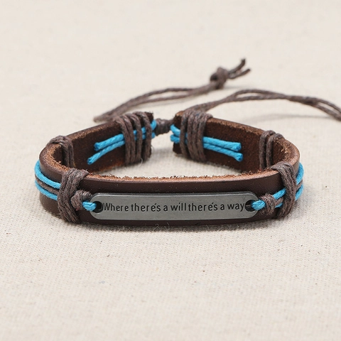 Bracciale Vintage in Pelle Intrecciata per Uomo Donna Retro Multistrato in Pelle di Vacchetta Intrecciata con Piastra di Citazione in Lega