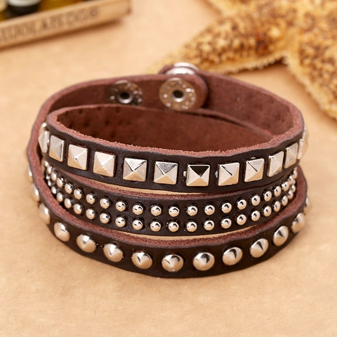 Punk Herren Mehrlagiges Lederarmband Retro Rock Nieten Besetztes Dreifach Gewickeltes Armband Motorradfahrer Zubehör Geschenk
