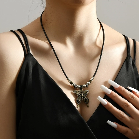 Vintage Böhmische Schmetterling Halskette Aus Kunstleder Damen Verstellbare Handgefertigte Zinklegierung Retro Schmuck