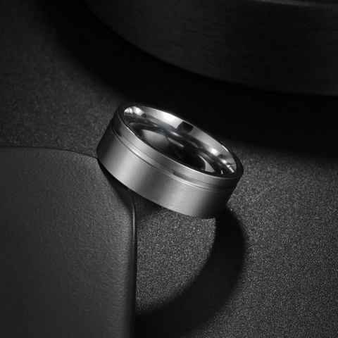 Anello Nuziale Minimalista in Acciaio al Titanio per Uomo Donna Oro Argento Nero Scanalatura Spazzolata Gioielleria
