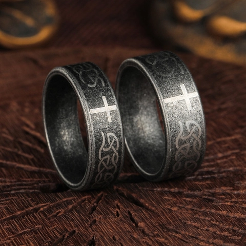 Vintage Distressed Titanium Steel Cross Ring With Celtic Knot Pattern Antique Silver Finish Unisex Gothic Punk Band Jewelry