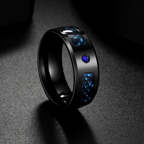 Heren Titaniumstaal Ring Met Blauw Koolstofvezel Keltische Knoop Drakenpatroon Strass Ingelegde Zwarte Band Ring Sieraden