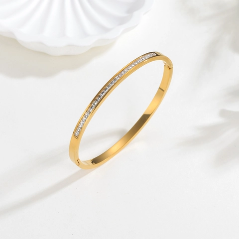 Fashion Stainless Steel Rhinestone Oval Bangle For Women Gold Silver Plated Hinge Clasp Luxury Jewelry Hand Ornament