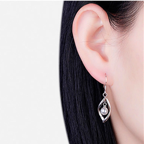 Elegante 925 Sterlingsilber Künstliche Perle Quaste Ohrhänger Damen Gedrehte Geometrische Spirale Ohrringe Mode Schmuck