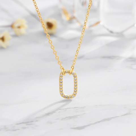 Collana con Pendente Ovale in Argento Sterling 925 Placcato Oro e Zirconia Minimalista per Donna Elegante Gioiello Geometrico Quotidiano