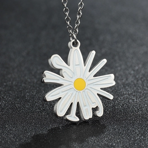 Collar de Acero Inoxidable con Colgante de Margarita Esmalte Flor Blanca Letra Cadena Larga de Eslabones para Mujer Joyería