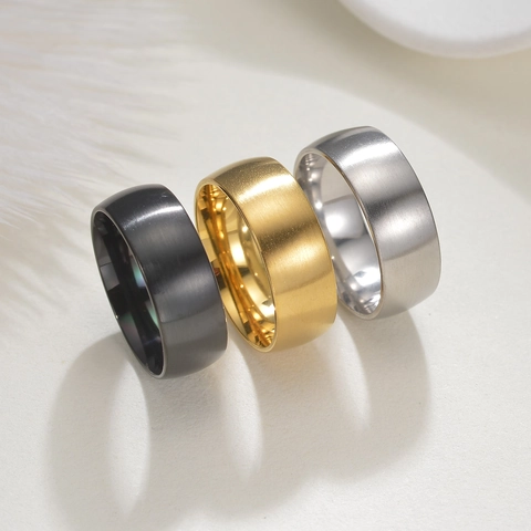 Anello Minimalista in Acciaio Inossidabile Spazzolato per Uomo Donna Fascia Larga Comfort Fit Cupola Anello Liscio Oro Argento Nero Gioielli