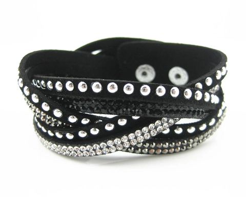 Mode Mehrlagiges Wickelarmband Wildlederstoff Strass Niete Besetzt Punk Bohemian Manschette Armreif Schmuck Für Damen Herren