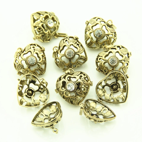 Vintage Legierung Strass Hohl Herz Rund Medaillon Anhänger Antik Bronze Silber DIY Schmuckherstellung Charms Damen