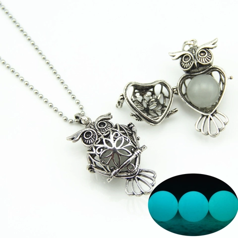 Collana con Pendente Medaglione Cuore Gufo Cavo in Lega Vintage Pietra Luminosa che si Illumina al Buio Gioielli da Donna