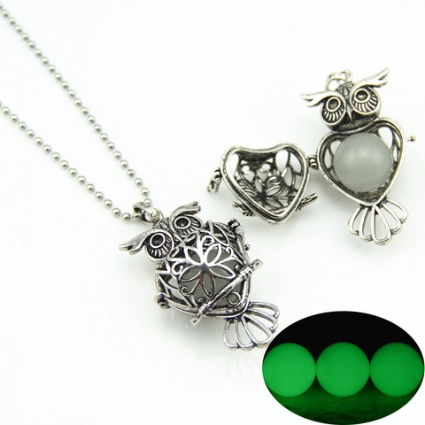 Collana con Pendente Medaglione Cuore Gufo Cavo in Lega Vintage Pietra Luminosa che si Illumina al Buio Gioielli da Donna