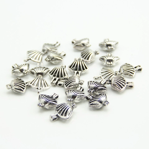 Vintage Antique Silver Alloy Hollow Out Fan Locket Pendant Openable Essential Oil Diffuser DIY Jewelry Making Accessory