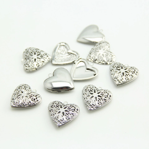 Accessorio per Gioielli Fai-da-te Ciondolo Medaglione a Cuore Cavo Apribile Diffusore di Oli Essenziali in Lega Vintage Cuore