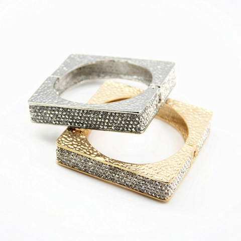 Exaggerated Alloy Square Bangle For Women Geometric Hammered Texture Rhinestone Inlaid Fashion Jewelry Silver Color Bangle