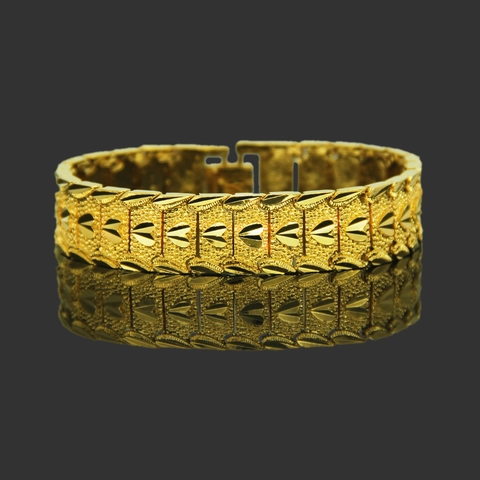 Men's Hip Hop Wide Bracelet Alloy Gold Color Heart Pattern Geometric Link Bracelet Bold Fashion Jewelry For Men Party Accessory