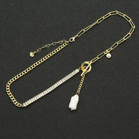 Collar de Aleación Asimétrico Oro Cadena de Clip Circonia Colgante de Perla Artificial Barroca Cierre de Palanca