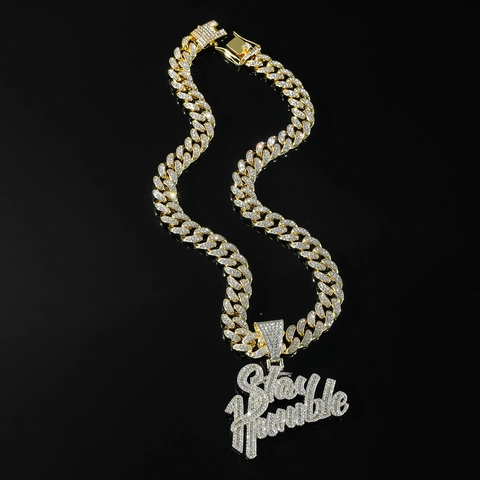 Collar con Colgante de Letra Stay Humble para Hombre Strass Aleación Eslabón Cubano Hip Hop Punk Street Joyería