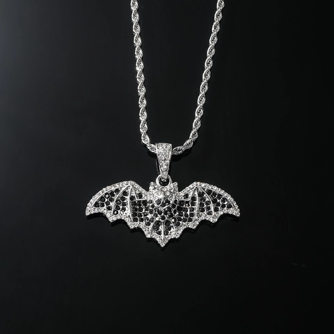Gothic Bat Pendant Necklace Hip Hop Rhinestone Bat Wing Necklace Stainless Steel Rope Chain Halloween Jewelry Gift