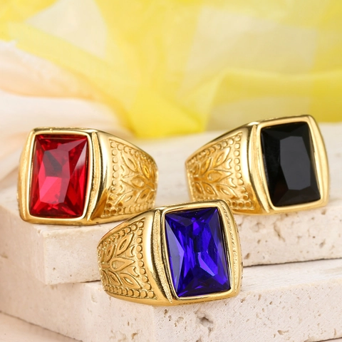 Vintage Vergulde Titaniumstaal Ring Voor Mannen Unisex Rechthoek Strass Edelsteen Blad Reliëf Band Ring Mode Sieraden