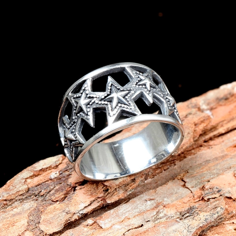 Men's Vintage Stainless Steel Hollow Star Band Ring Polished Industrial Punk Rock Style Geometric Jewelry Finger Ring