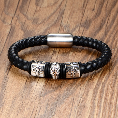 Bracciale da Uomo in Pelle Intrecciata Nera Retro Punk Ciondolo a Teschio in Acciaio al Titanio Chiusura Magnetica Gioielli Gotici