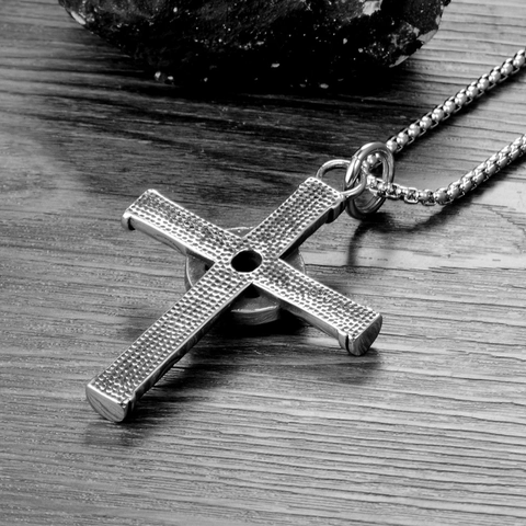 Ciondolo a Croce in Acciaio Inossidabile Vintage per Uomo Donna Antico Motivo a Volute Intarsiato con Turchese Gioielli Religiosi Gotici