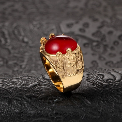 Vintage Men Stainless Steel Ring With Large Red Rhinestone Gold Character Relief Hip Hop Domineering Band Ring Jewelry