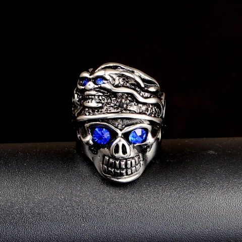 Vintage Stainless Steel Skull Ring Blue Rhinestone Eyes Punk Gothic Rock Finger Ring For Men Biker Fashion Jewelry Gift