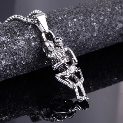 Colgante Abrazo de Esqueleto de Acero Inoxidable Gótico Collar de Calavera Retro para Hombre Mujer Joyería Punk Gótica