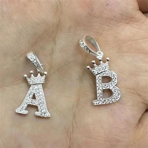 Pendentif Couronne Lettre Anglaise en Argent Sterling 925 Avec Zirconia Bijoux de Charme Alphabet Élégant de Mode Pour Accessoire de Collier de Femme