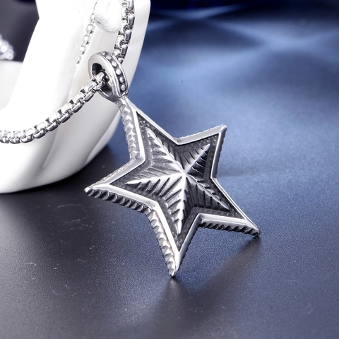 Ciondolo Stella Pentagramma in Acciaio al Titanio Vintage per Uomo Donna Punk Ossidato Gioielli Geometrici Solo Ciondolo