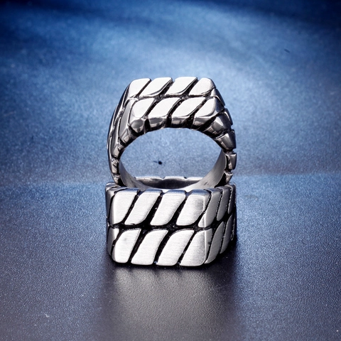 Anillo de Hombre de Acero Inoxidable Industrial Patrón de Banda de Rodadura Cepillado Retro Anillo Punk Joyería de Moda