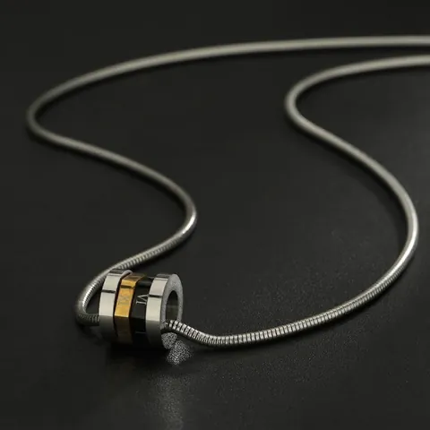 Collar con Colgante Cilíndrico de Acero de Titanio Números Romanos Tres Colores Cuentas de la Suerte Cadena de Serpiente Joyería Hip Hop