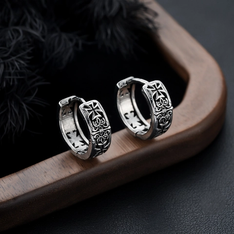 Pendientes de Aro de Cruz Gótica Vintage Grabados para Hombres Mujeres Plata Antigua Cobre Relieve Punk Rock Joyería