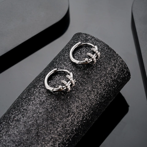Slangvormige Strass Oorbellen Voor Dames Heren Koper Minimalistisch Spiraalontwerp Geometrische Lus Oorbellen Sieraden Cadeau