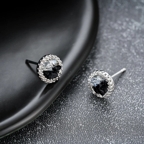 Irregular Ice Crystal Geometric Rhinestone Copper Stud Earrings Magnetic Ear Clips For Men Women Unisex Fashion Jewelry