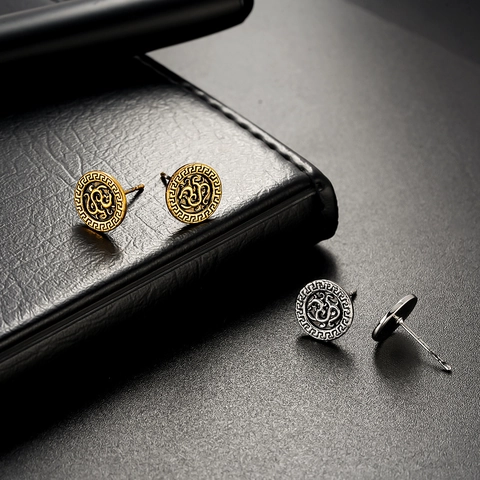 Pendientes de Botón de Runa de Cobre Vintage para Hombre Mujer Patrón de Greca en Relieve Chapado en Oro Plata Joyería de Moda Unisex