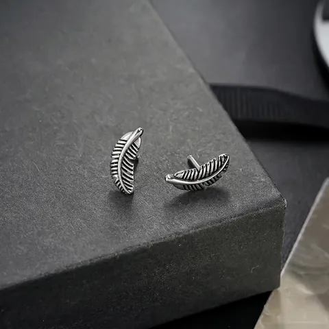 Vintage Titanium Steel Feather Stud Earrings For Men Women Unisex Retro Geometric Electroplated Ear Jewelry Non-Fading