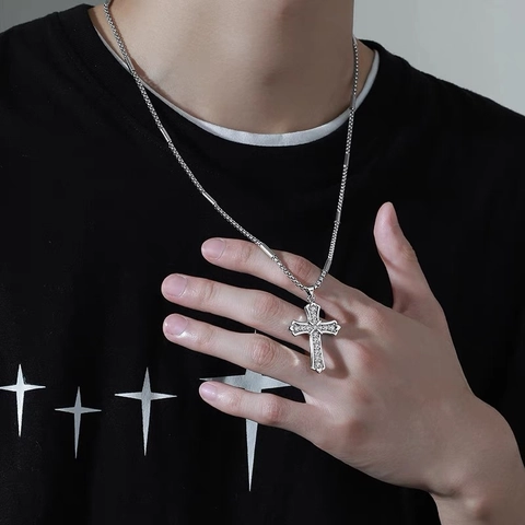 Titanium Steel Iced Out Zirconia Cross Pendant Necklace For Men Women Hip Hop Gothic Silver Color Fashion Jewelry Gift