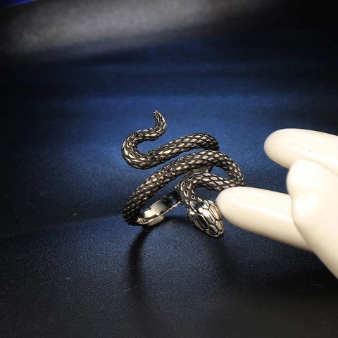Anello a Forma di Serpente in Acciaio Inossidabile Punk Vintage per Uomo Donna Anello Avvolgente Animal Goth Gioielli