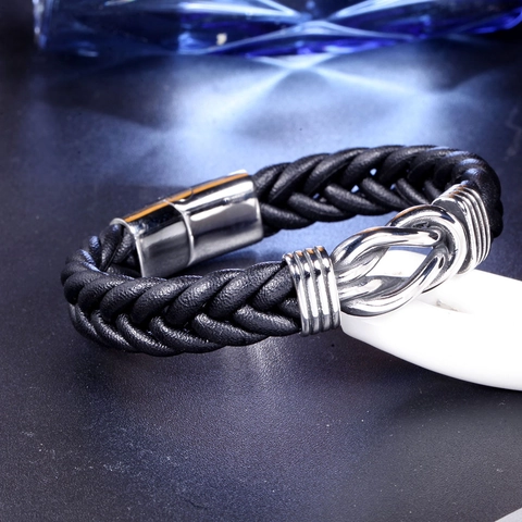Bracciale in Pelle Intrecciata da Uomo Con Ciondolo a Nodo in Acciaio al Titanio Chiusura Magnetica Gioielli alla Moda per Uomo Regalo