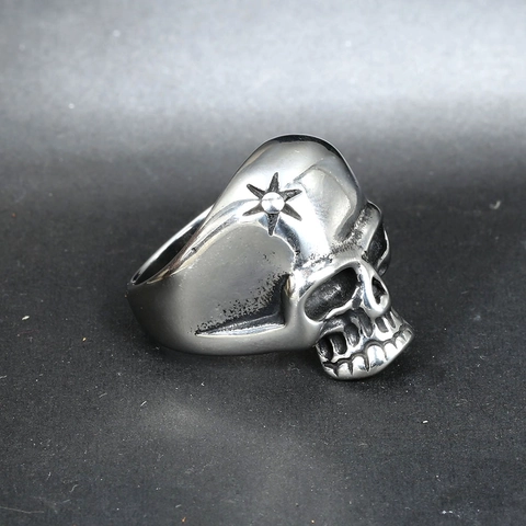 Anello Teschio in Acciaio Inossidabile Vintage Uomo Stile Punk Gothic Retrò Invecchiato Anello da Dito Gioielli Rock