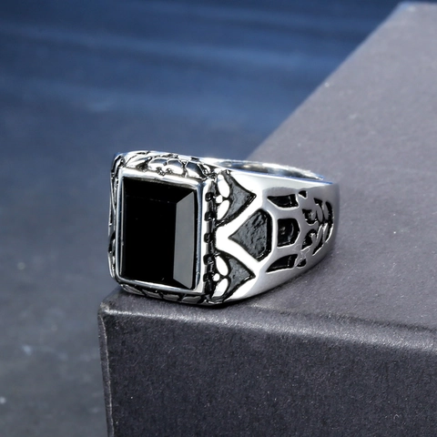 Punk Men Stainless Steel Ring With Black Rhinestone Retro Gothic Hollow Geometric Band Ring For Men Women Jewelry Gift